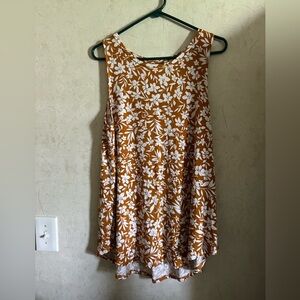 Old Navy tank top